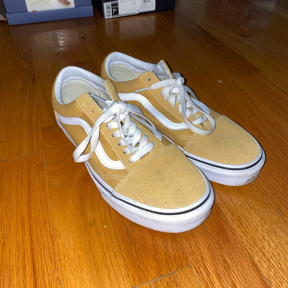 Yellow low top vans